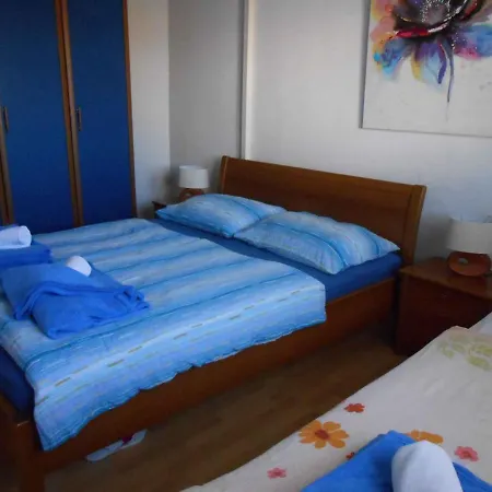 One-bedroom In I