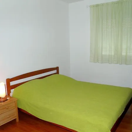 One-bedroom In I Apartment